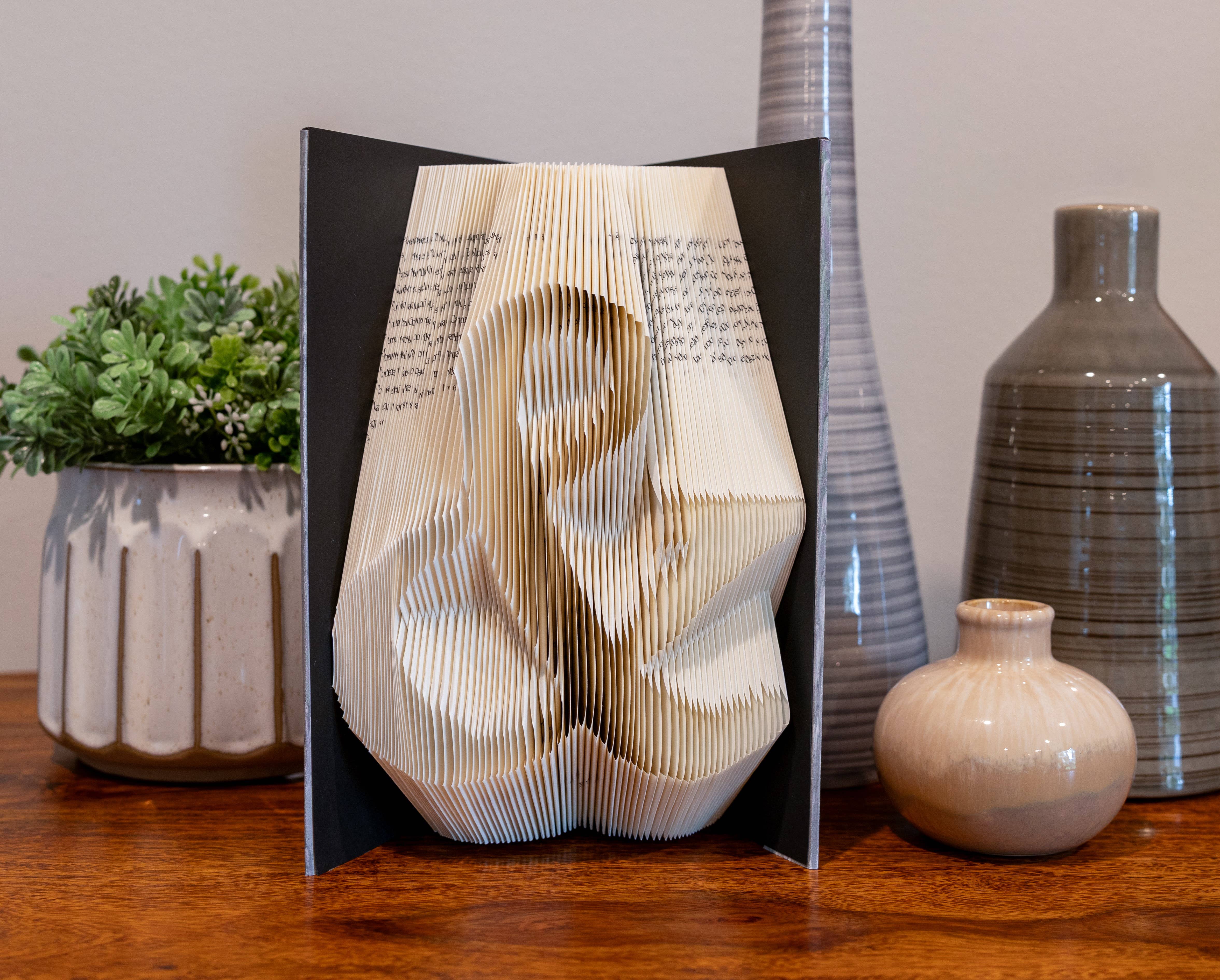 Ampersand sculpture (completed), photo 2 of 4